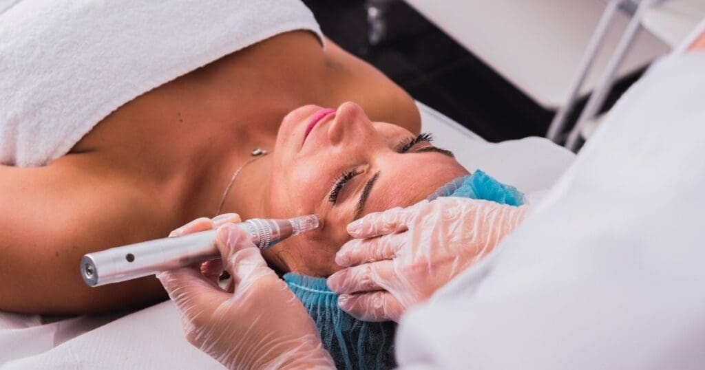 Secretaria da Mulher de Jandira está com inscrições abertas para cursos na área da estética