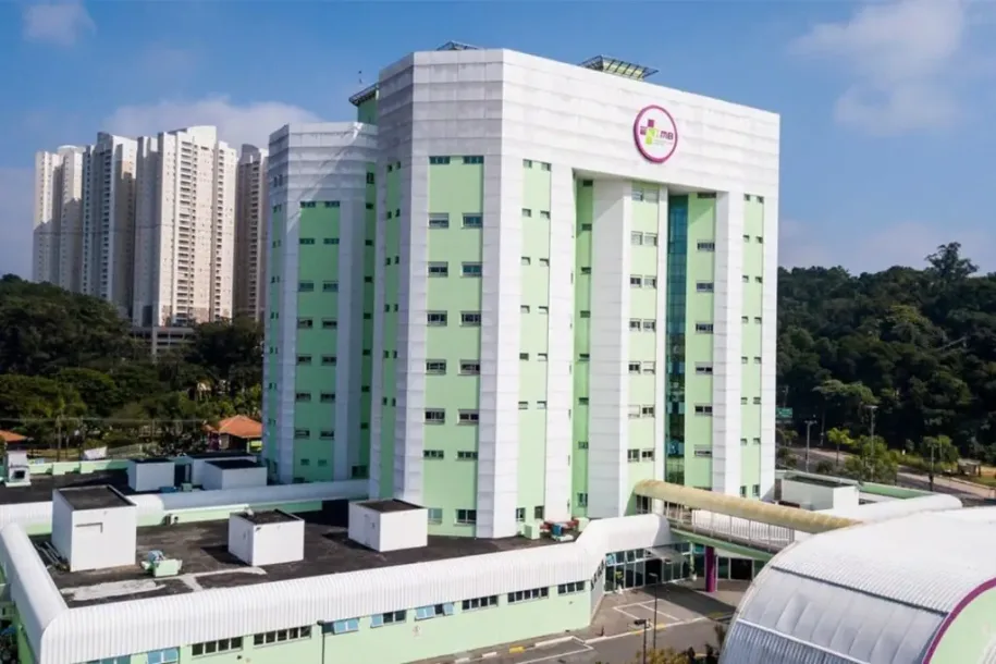 Beto Piteri celebra os 18 anos do Hospital Municipal de Barueri e destaca excelência da saúde pública