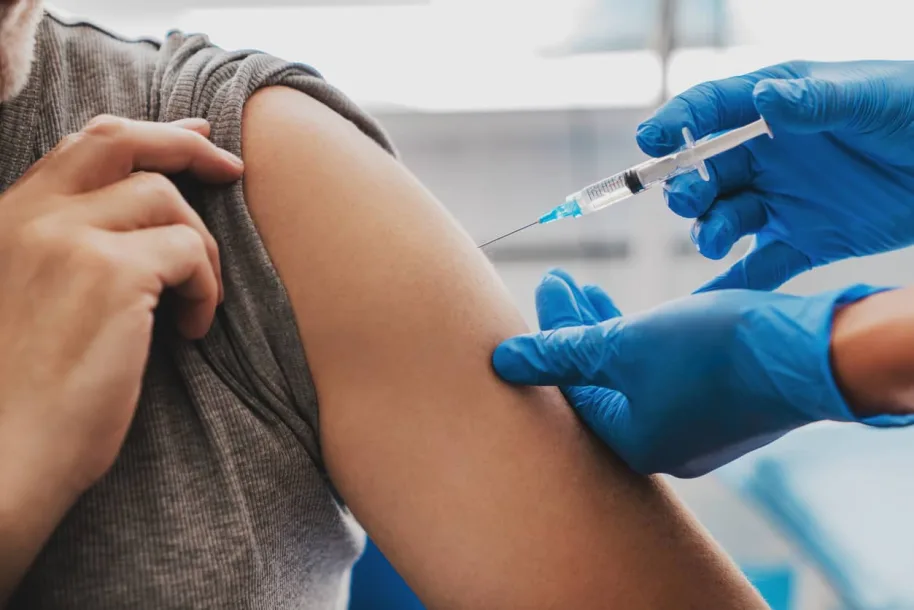 Vacinação contra gripe é ampliada para toda a população em Cajamar
