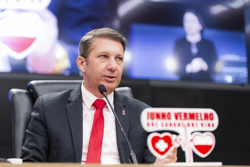 Câmara de Barueri aprova Parlamento Jovem para aproximar estudantes e Poder Legislativo