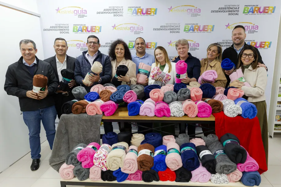 Câmara de Barueri participa da Campanha do Agasalho e doa 190 mantas