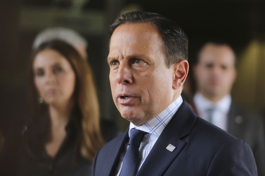 Doria compra R$ 550 milhões em respiradores sem licitação