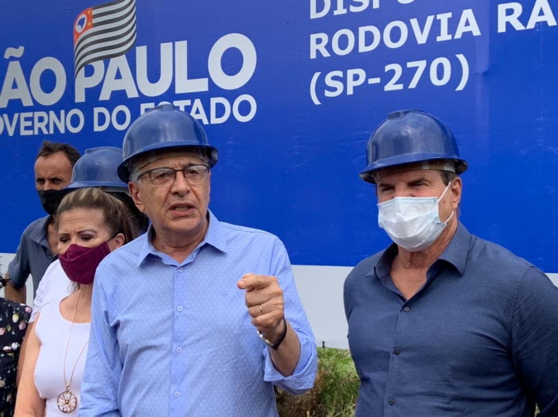 Cezar comemora inauguração do Trevo do Sertanejo em Mairinque