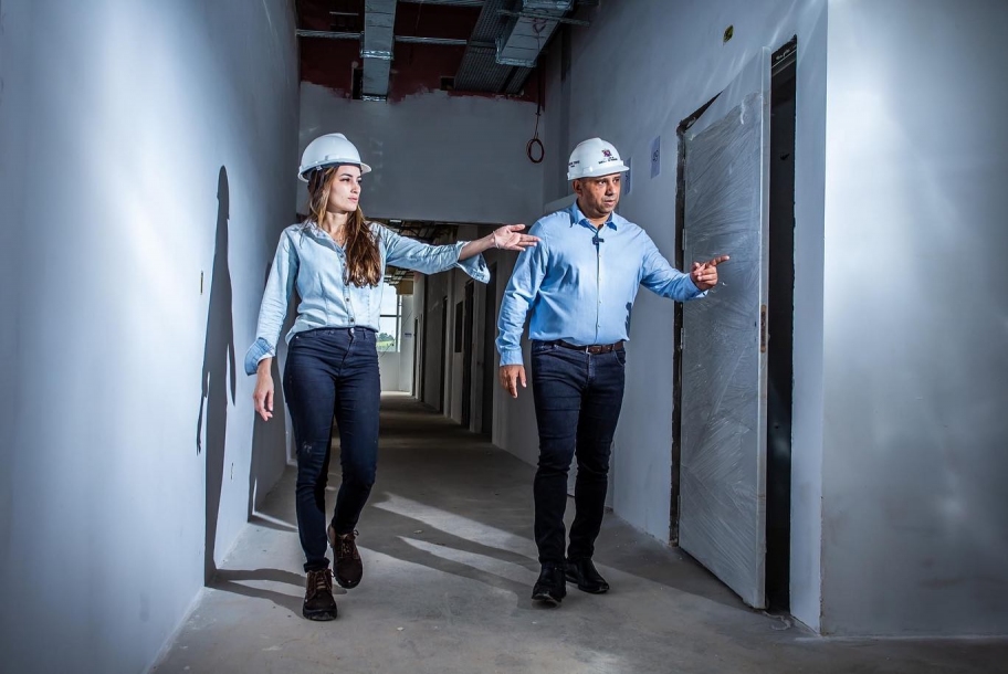 Marcos Tonho segue acompanhando obras do novo Hospital Municipal 