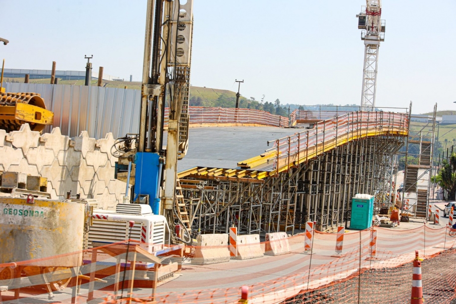 Itapevi constrói novo Viaduto na região central e atinge 45% de obras concluídas