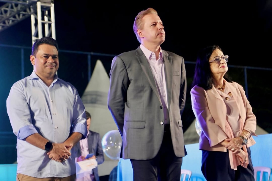Igor Soares e Teco Godoy prestigiam formatura de quase 4 mil alunos da rede municipal